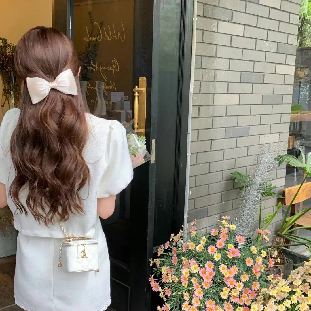 通灵少女奇遇记